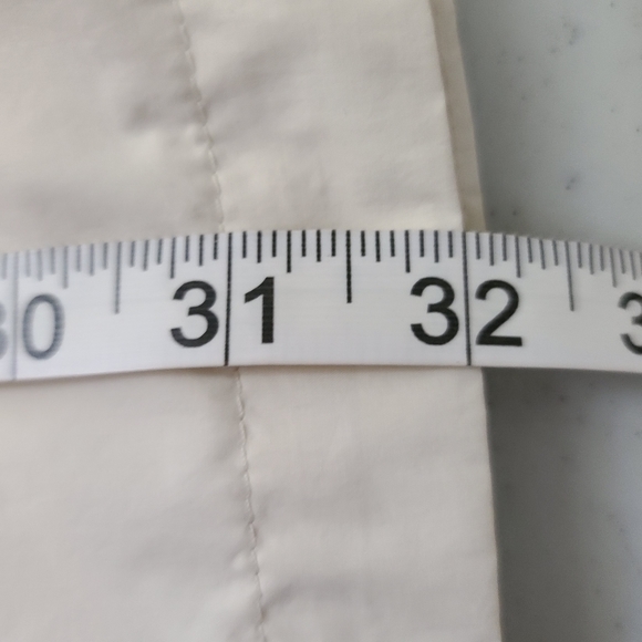 The North Face Cream HyVent Waterproof Trench Coat - Picture 16 of 16